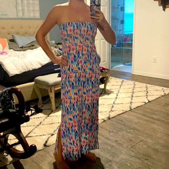 Beautiful Gap Maxi, perfect for summer! - Picture 1 of 5